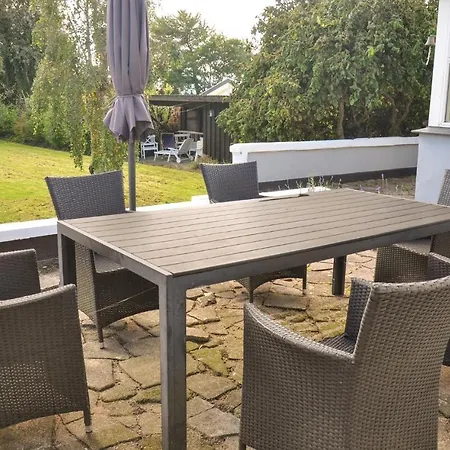 2 Bedroom Stunning Home In Otterup * Otterup
